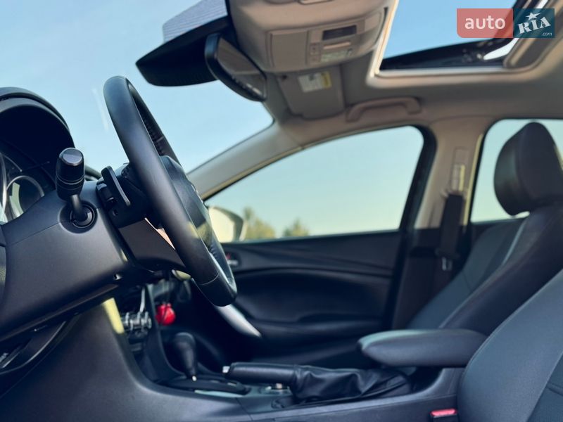 Седан Mazda 6 2014 в Одессе