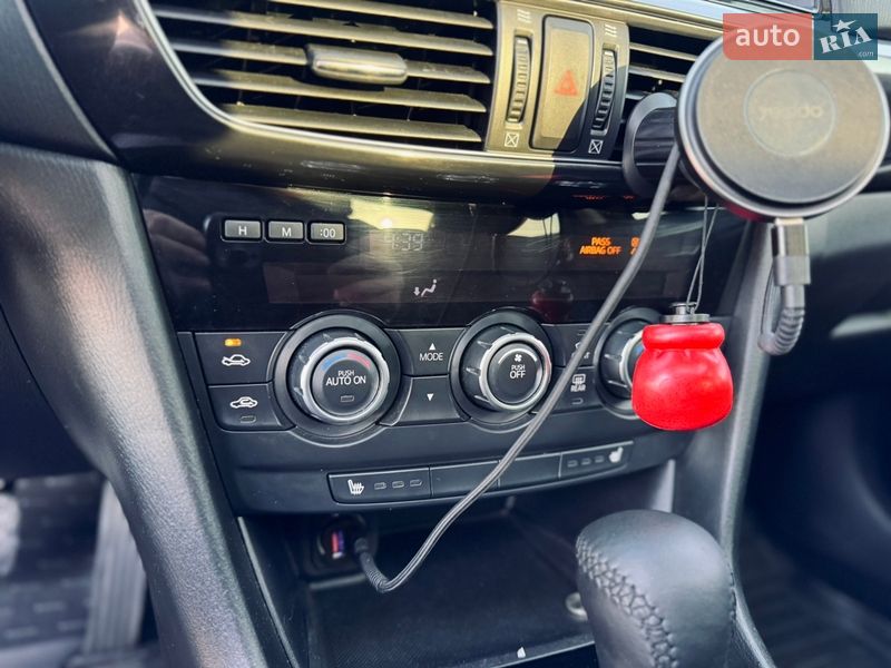 Седан Mazda 6 2014 в Одессе