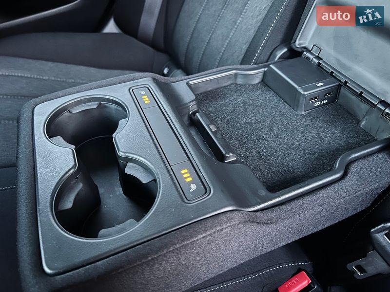 Седан Mazda 6 2019 в Киеве