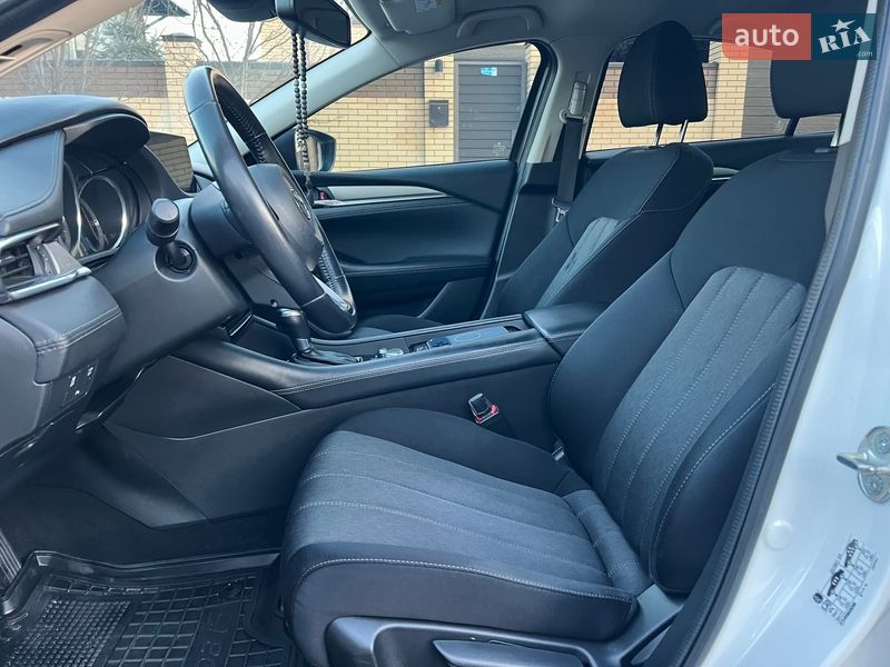 Седан Mazda 6 2019 в Киеве