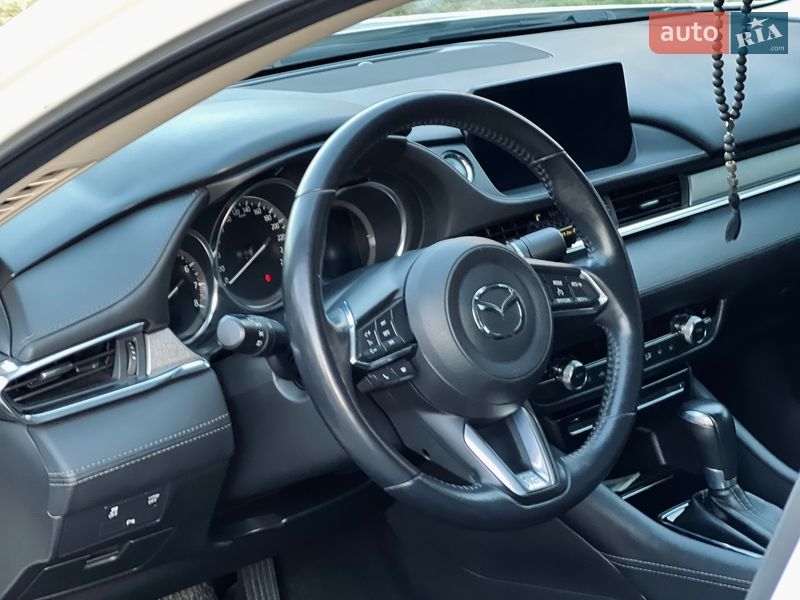 Седан Mazda 6 2019 в Киеве