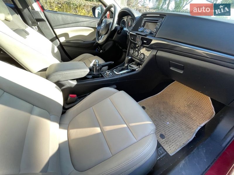 Седан Mazda 6 2014 в Киеве