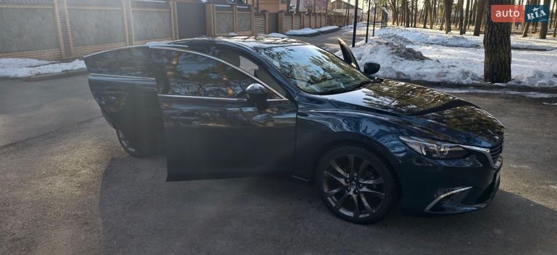 Седан Mazda 6 2015 в Чернігові
