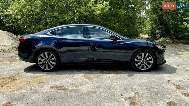 Седан Mazda 6 2019 в Киеве