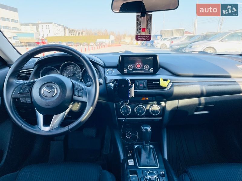 Седан Mazda 6 2015 в Львові