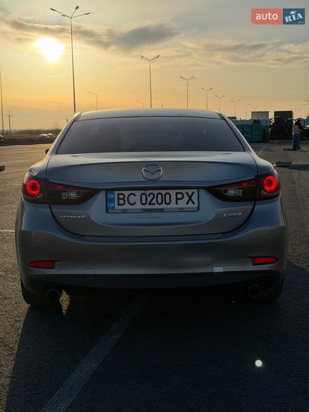 Седан Mazda 6 2014 в Львові