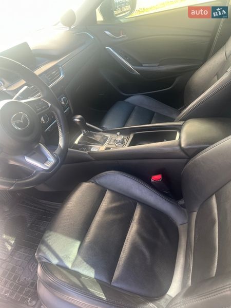 Седан Mazda 6 2017 в Николаеве