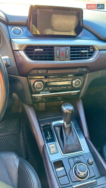 Седан Mazda 6 2015 в Софіївській Борщагівці