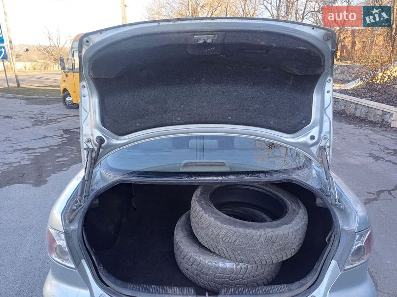 Седан Mazda 6 2004 в Первомайске