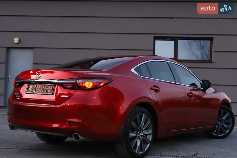 Седан Mazda 6 2018 в Дрогобыче