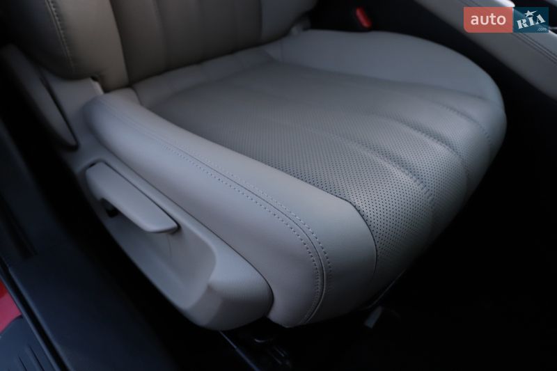 Седан Mazda 6 2018 в Дрогобыче