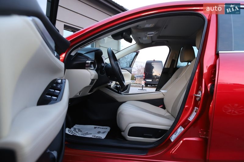Седан Mazda 6 2018 в Дрогобыче