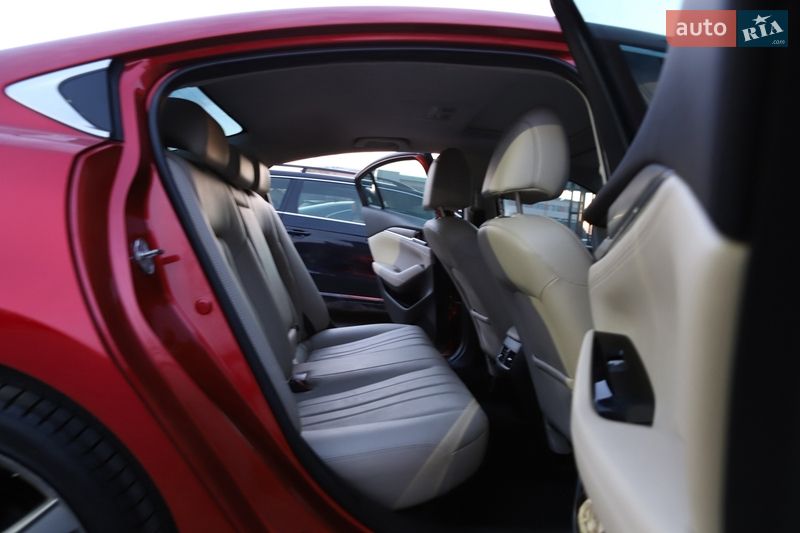 Седан Mazda 6 2018 в Дрогобыче