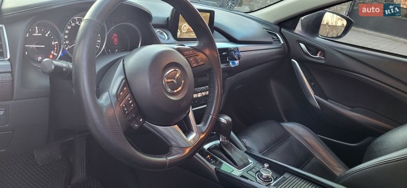 Седан Mazda 6 2016 в Каменском