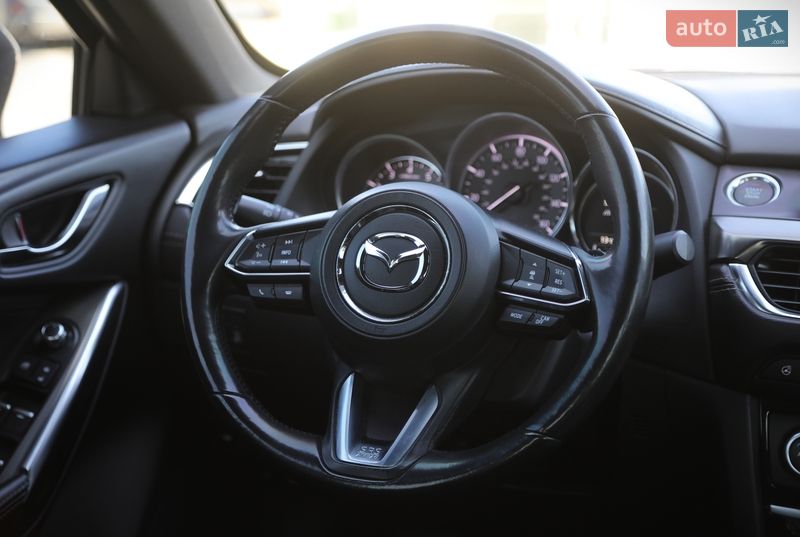 Седан Mazda 6 2017 в Харкові
