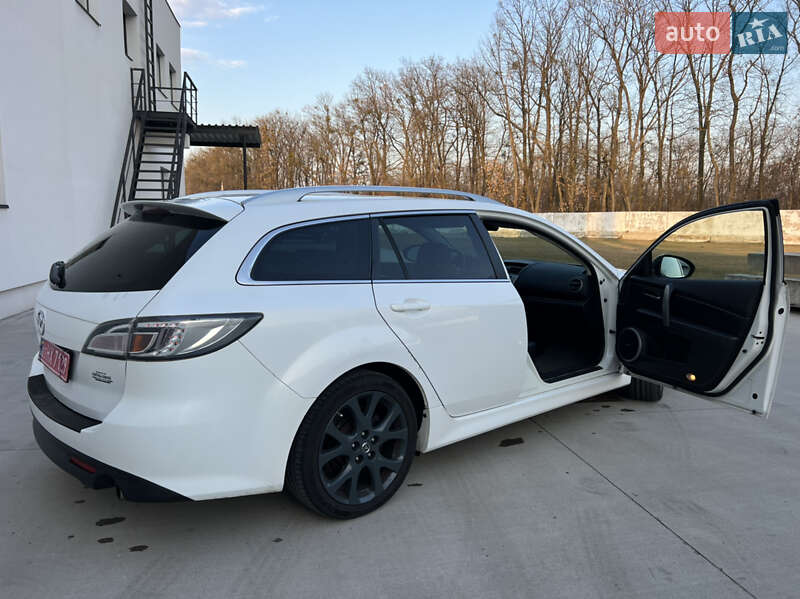 Универсал Mazda 6 2010 в Луцке