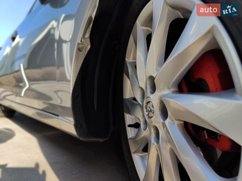 Универсал Mazda 6 2013 в Киеве