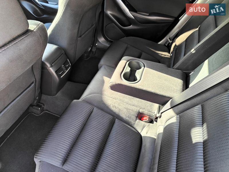Универсал Mazda 6 2013 в Киеве