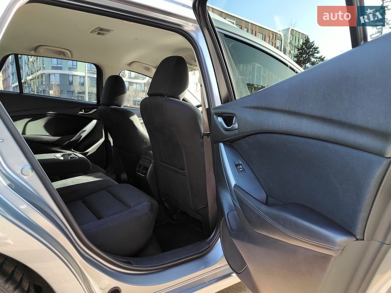 Универсал Mazda 6 2013 в Киеве