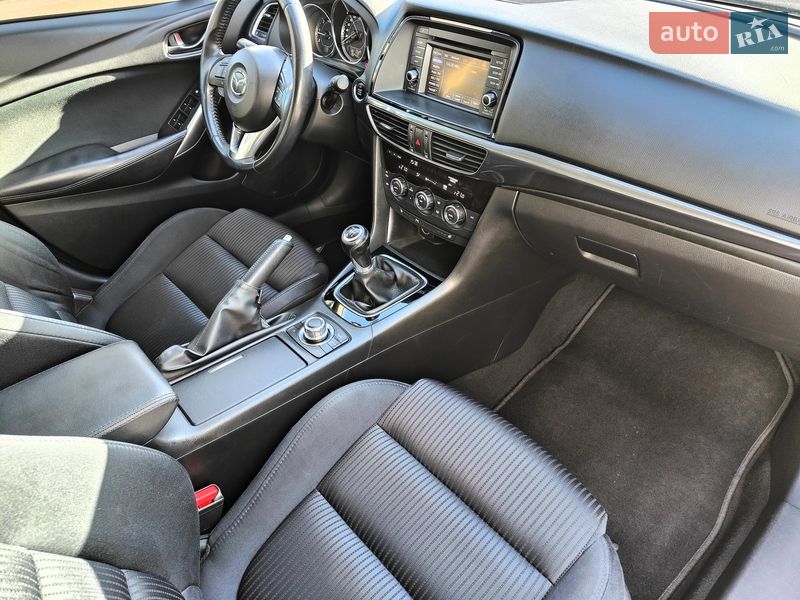 Универсал Mazda 6 2013 в Киеве