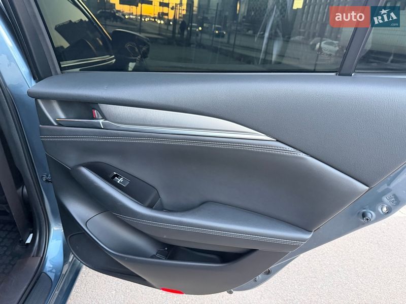 Седан Mazda 6 2019 в Киеве