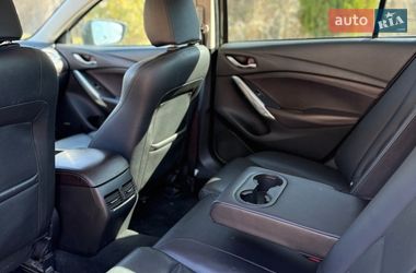Седан Mazda 6 2016 в Ужгороді