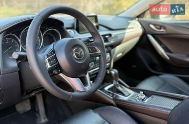 Седан Mazda 6 2016 в Ужгороді