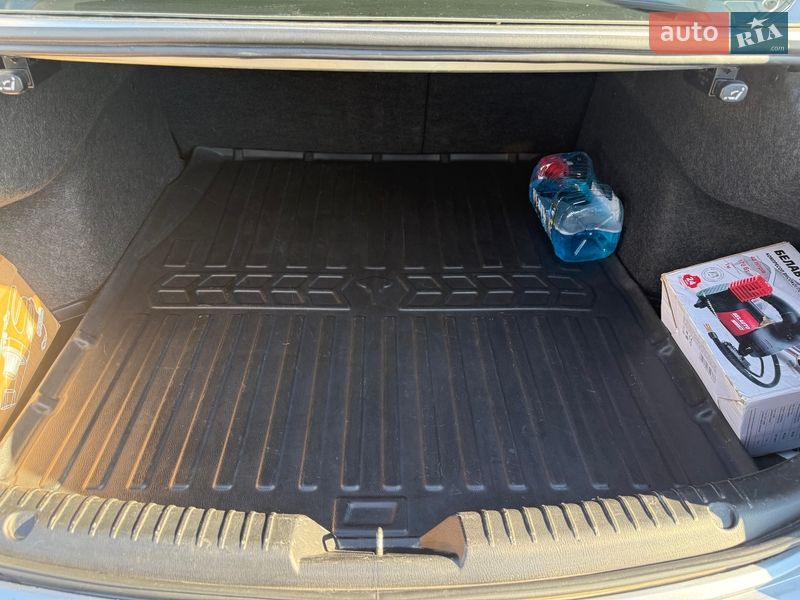 Седан Mazda 6 2014 в Киеве