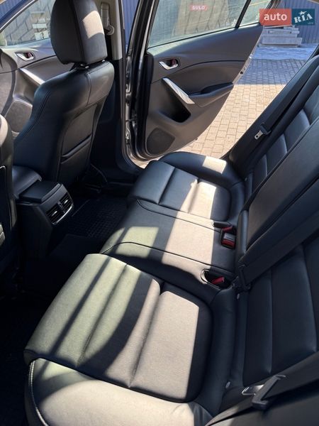Седан Mazda 6 2014 в Киеве