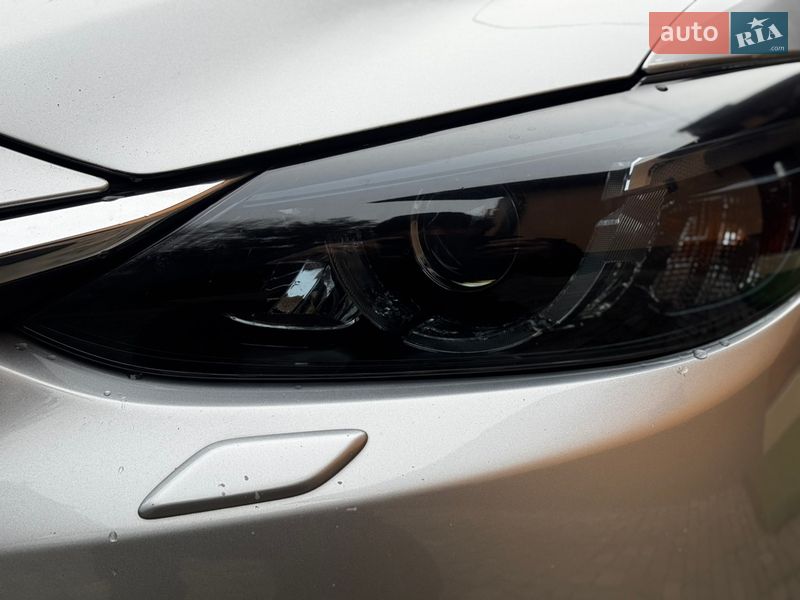 Універсал Mazda 6 2016 в Сваляві