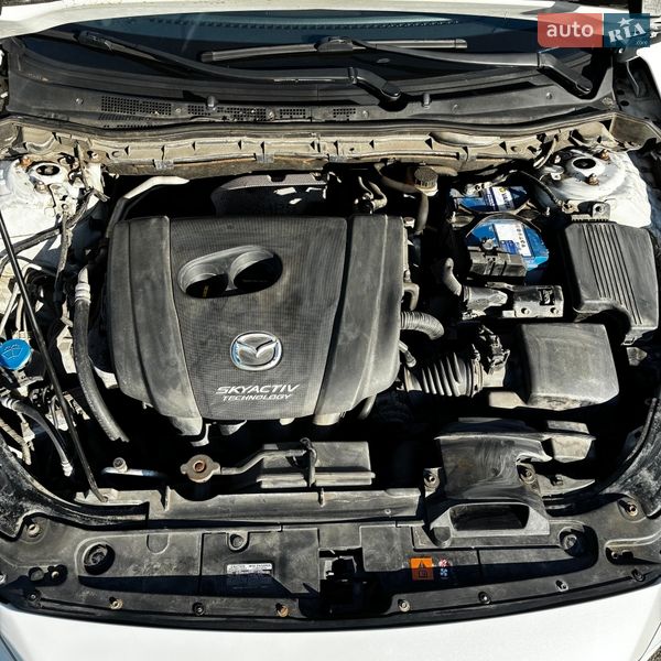 Седан Mazda 6 2014 в Киеве