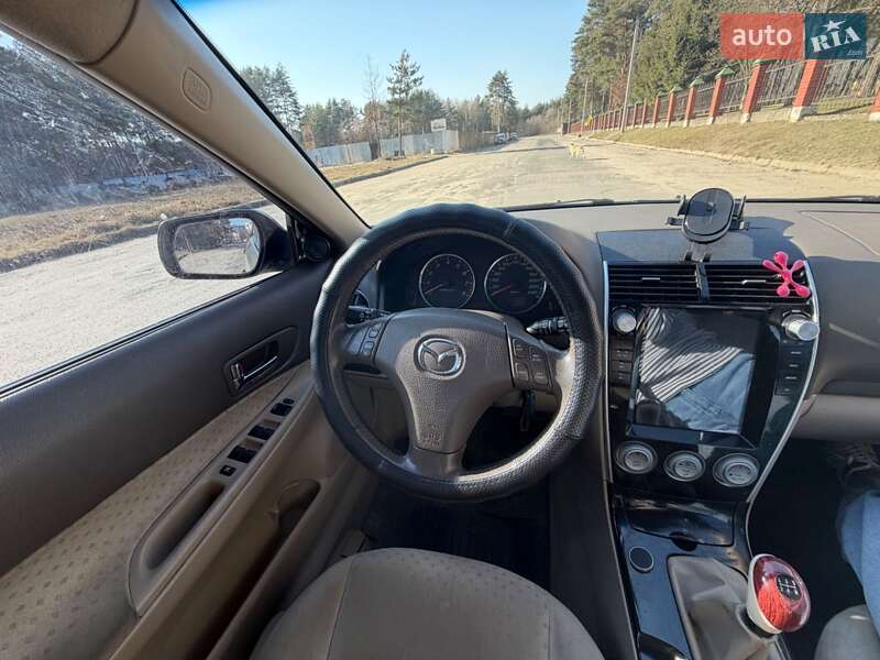 Универсал Mazda 6 2003 в Новояворовске