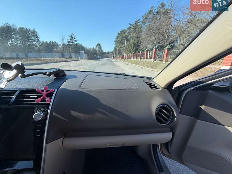 Универсал Mazda 6 2003 в Новояворовске