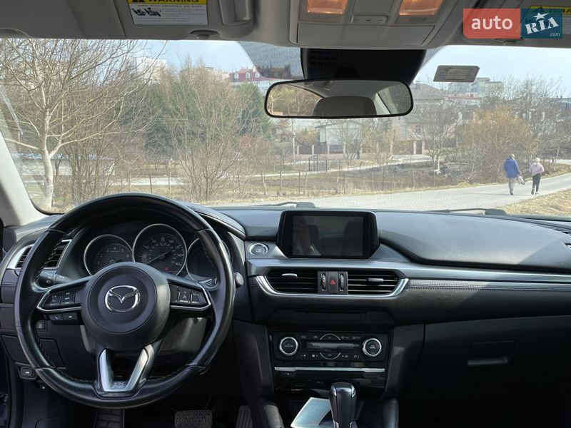 Седан Mazda 6 2017 в Львове