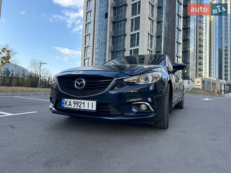 Седан Mazda 6 2016 в Киеве