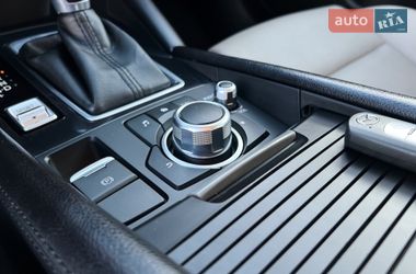 Седан Mazda 6 2016 в Киеве