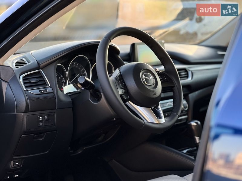 Седан Mazda 6 2016 в Киеве