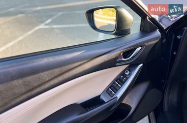 Седан Mazda 6 2016 в Киеве