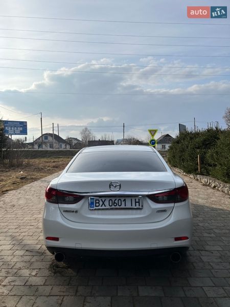 Седан Mazda 6 2015 в Староконстантинове