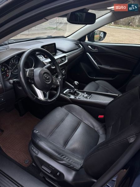 Седан Mazda 6 2015 в Ивано-Франковске
