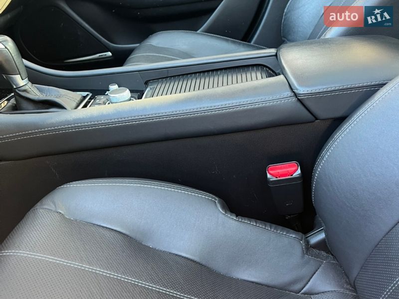 Седан Mazda 6 2019 в Обухове
