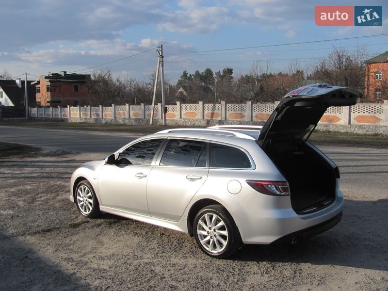 Універсал Mazda 6 2010 в Києві