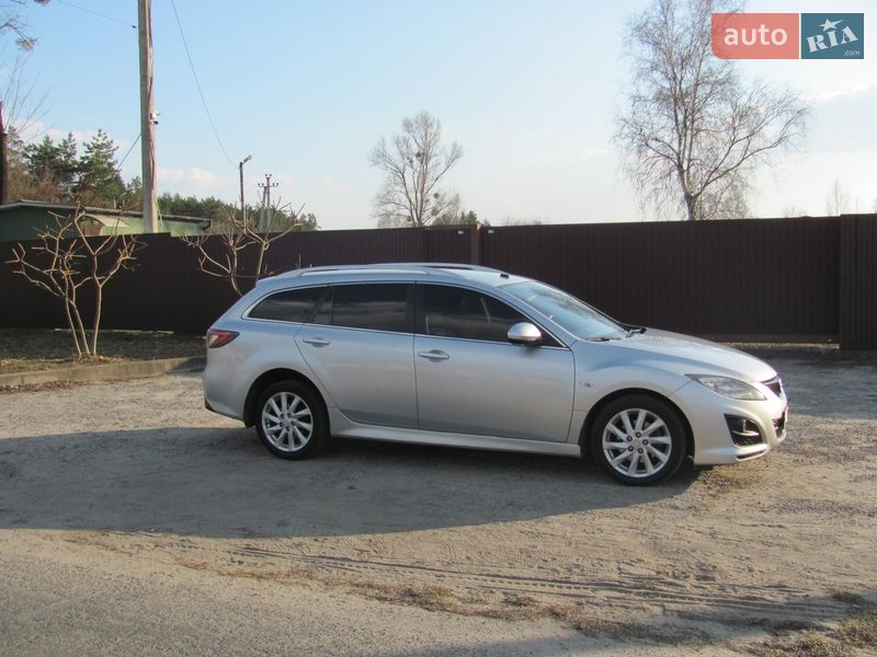 Універсал Mazda 6 2010 в Києві
