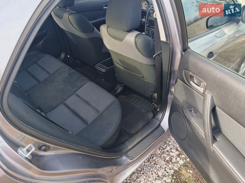 Седан Mazda 6 2005 в Лохвице