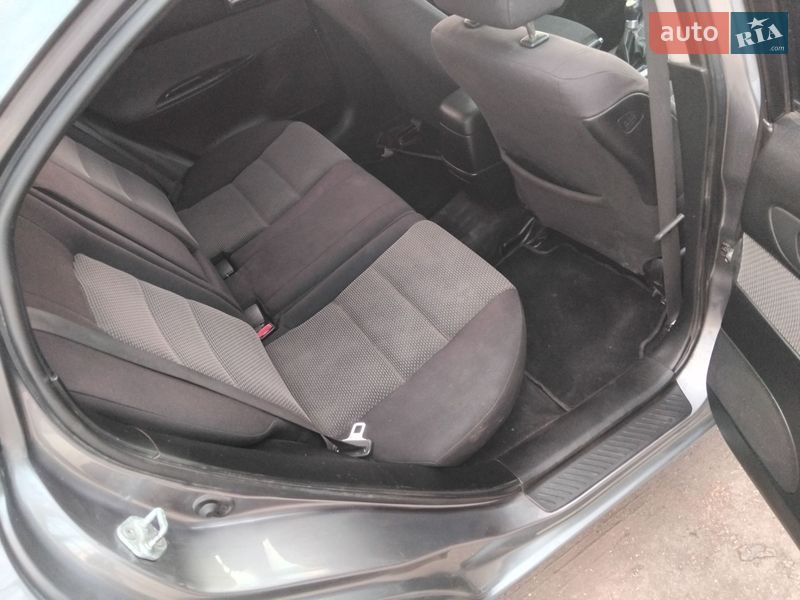 Седан Mazda 6 2002 в Благовещенском фото 8 Седан Mazda 6 2002 в Благовещенском