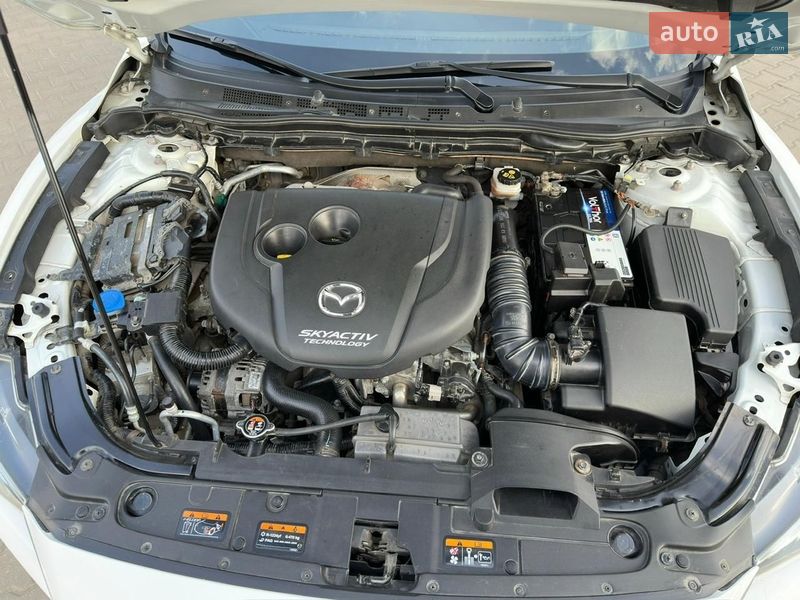 Седан Mazda 6 2016 в Дубні