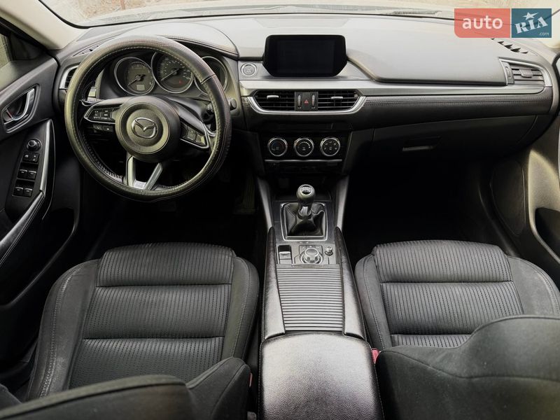 Седан Mazda 6 2017 в Софиевке