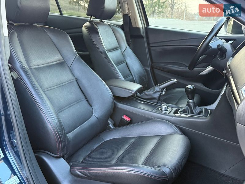 Седан Mazda 6 2014 в Таращі