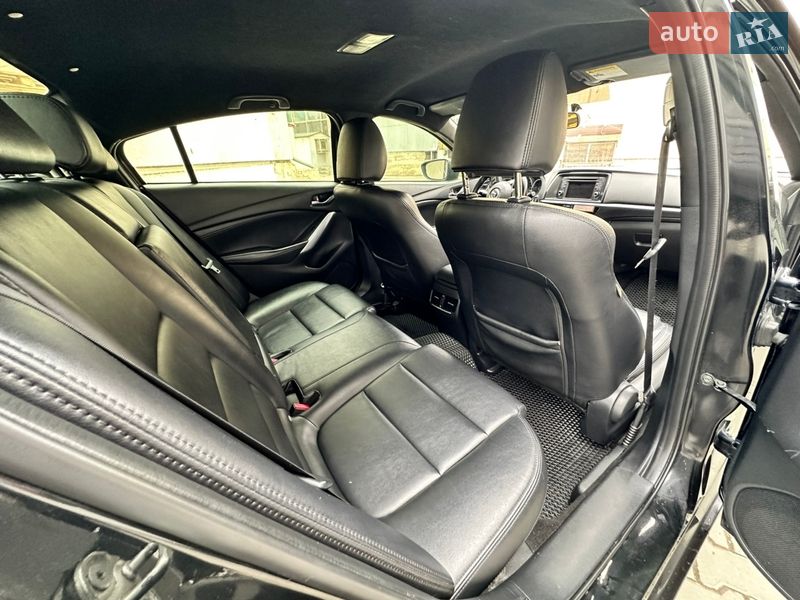 Седан Mazda 6 2013 в Ивано-Франковске