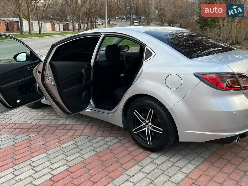 Седан Mazda 6 2008 в Запорожье